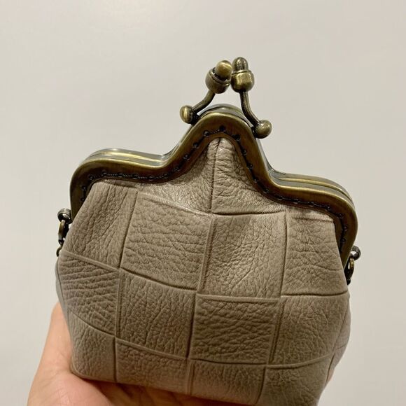 Chic Handsewn Genuine Embossed Leather Castle Shaped & Coin Purse with Chain - Picture 9 of 14